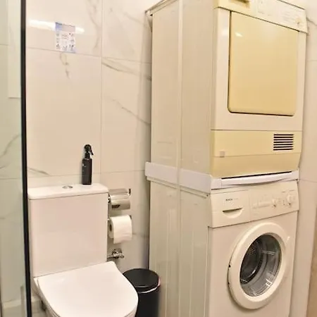 στο κέντρο της πόλης! Apartment *